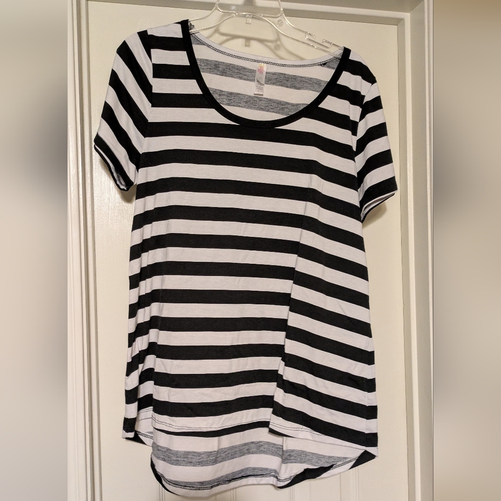 LuLaRoe Black and White Striped Short Sleeve Top